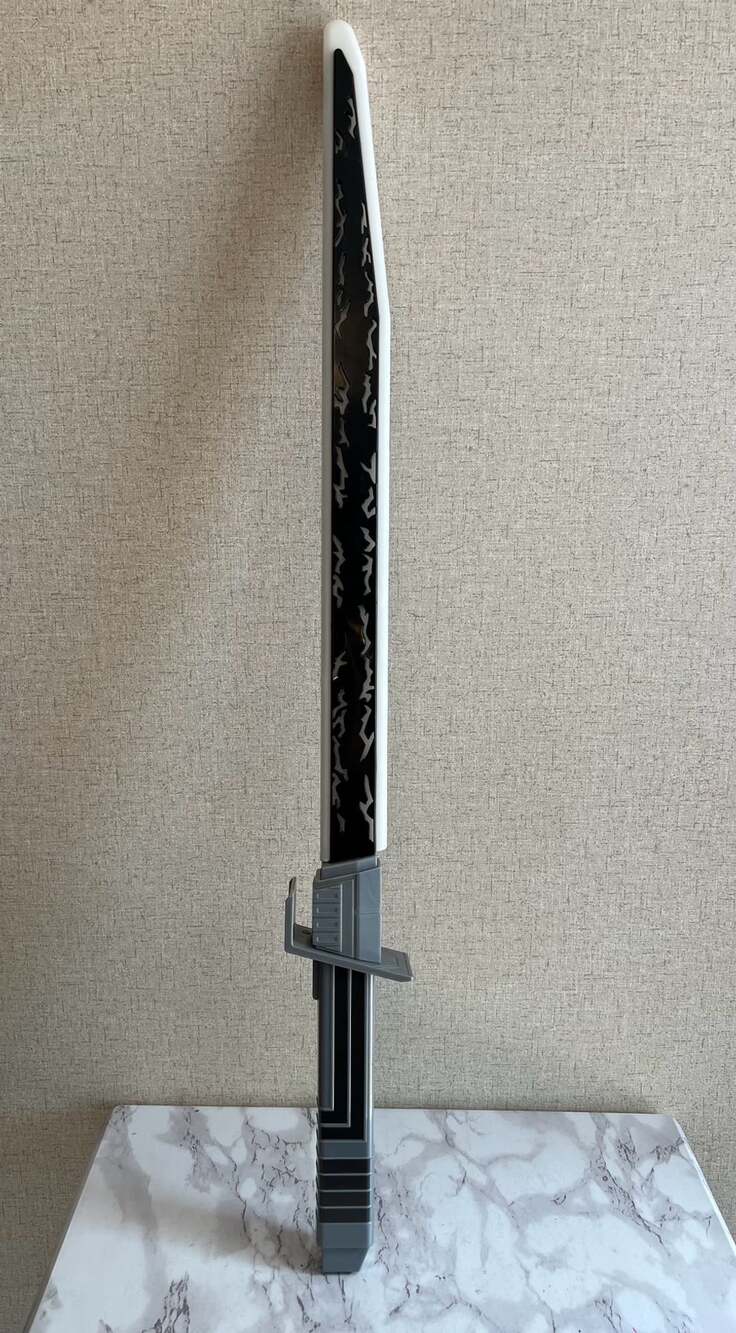 Star Wars The Mandalorian Darksaber Lightsaber Electronic Toy